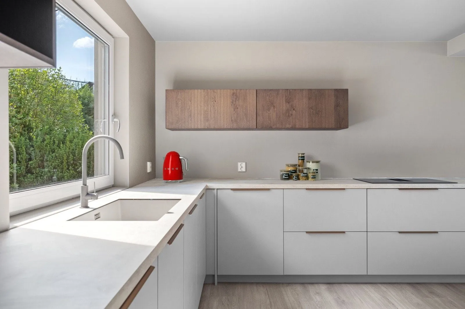 Kjøkken med vindu og benkeplate etter renovering, Enebolig Langhus, Langhus